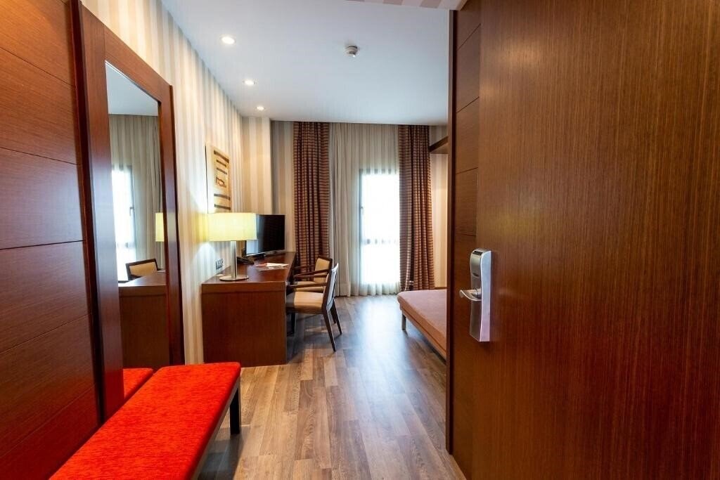 Територія Las Artes 3*