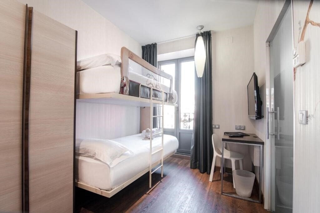 Вид Petit Palace Posada Del Peine-City Inn Madrid 4*