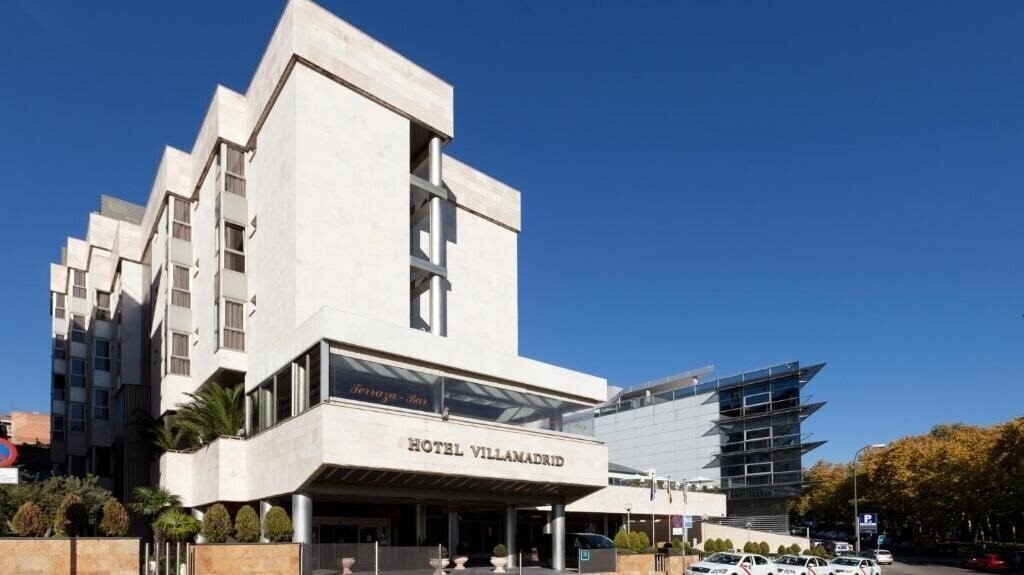 Апартаменти Villamadrid 4*