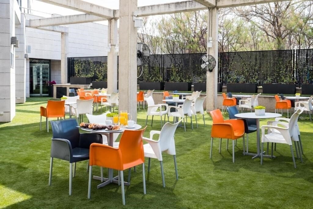 Зображення Tach Madrid Airport 4*