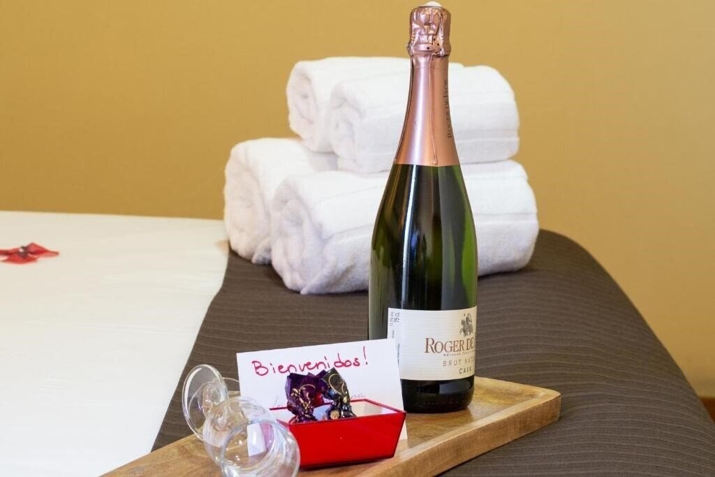 Апартаменти Sterling 3*