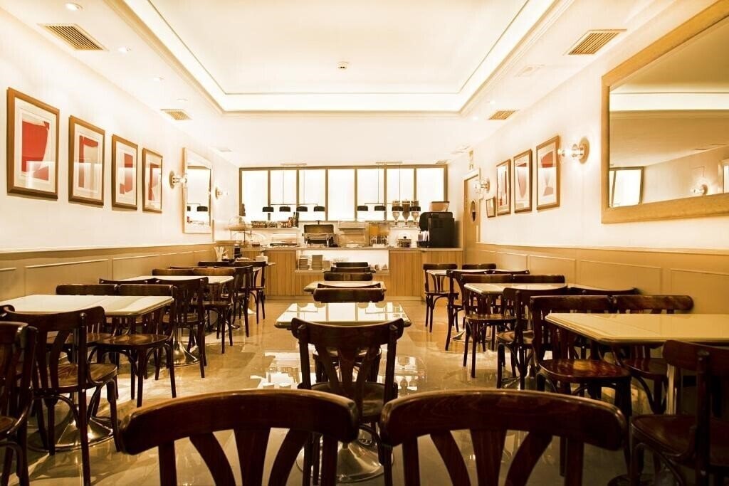 Вид Best Western Hotel Los Condes 3*