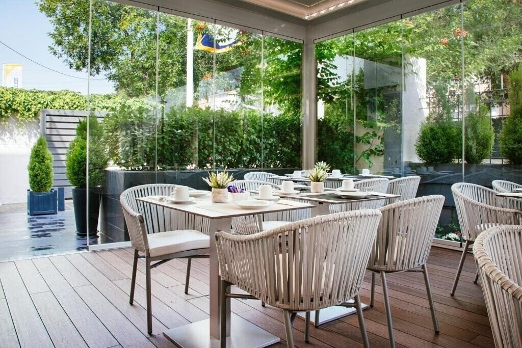 Апартаменты Globales Madrid - Barajas Acis Y Galatea 3*