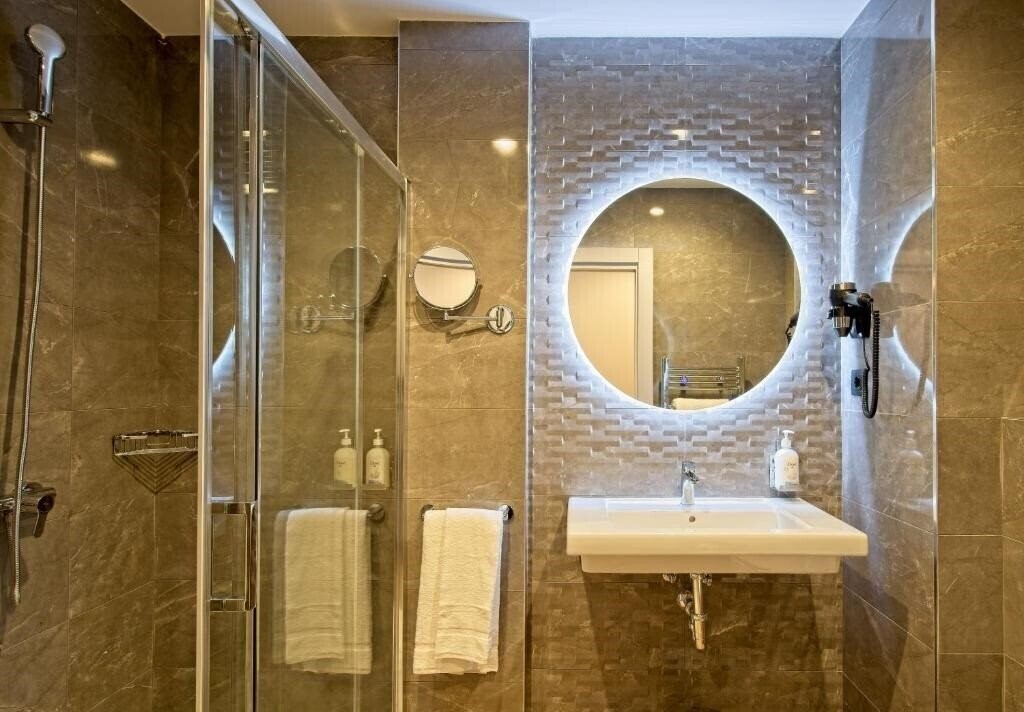 Апартаменты Dwo Yuste Alcala 3*