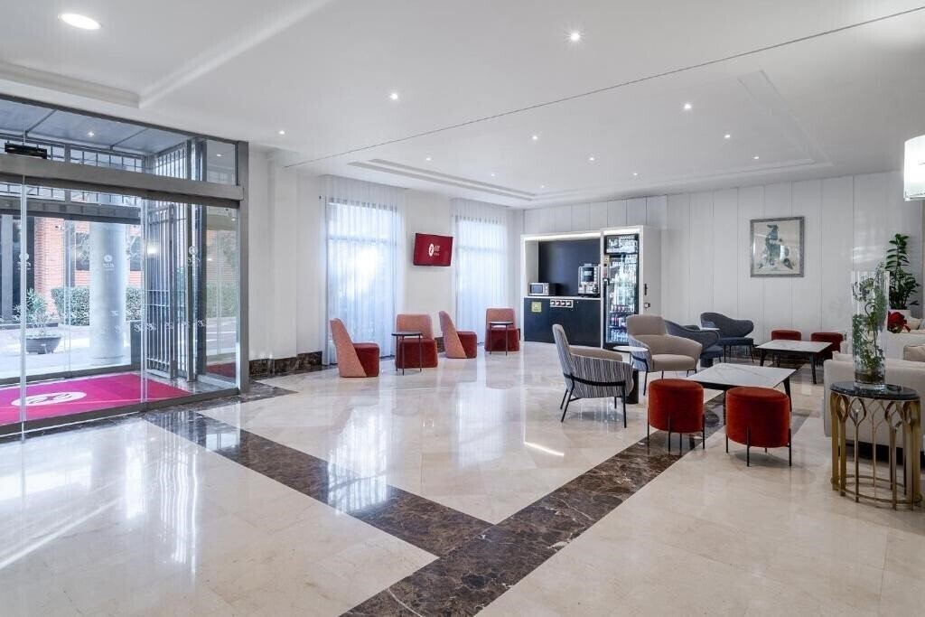 Вид NH Pozuelo Ciudad De La Imagen 3*