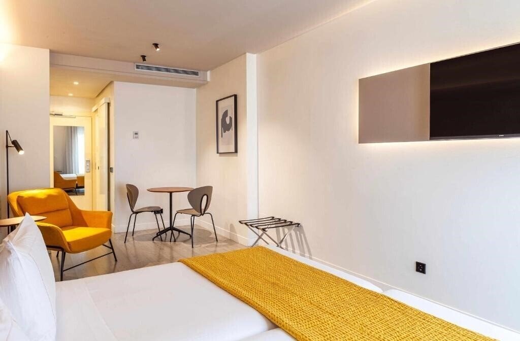 Зображення Suites Viena Plaza de Espana 3*