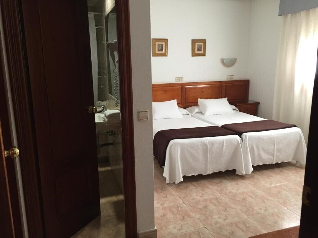 Панорама Martin 2*