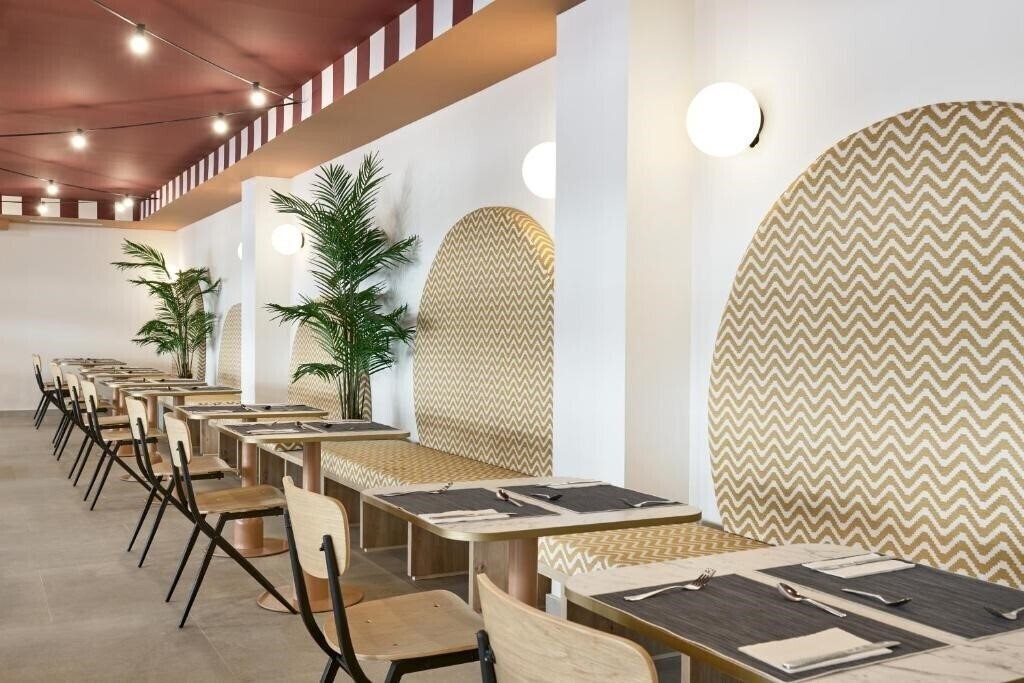 Территория Tent Calvia Beach 3*