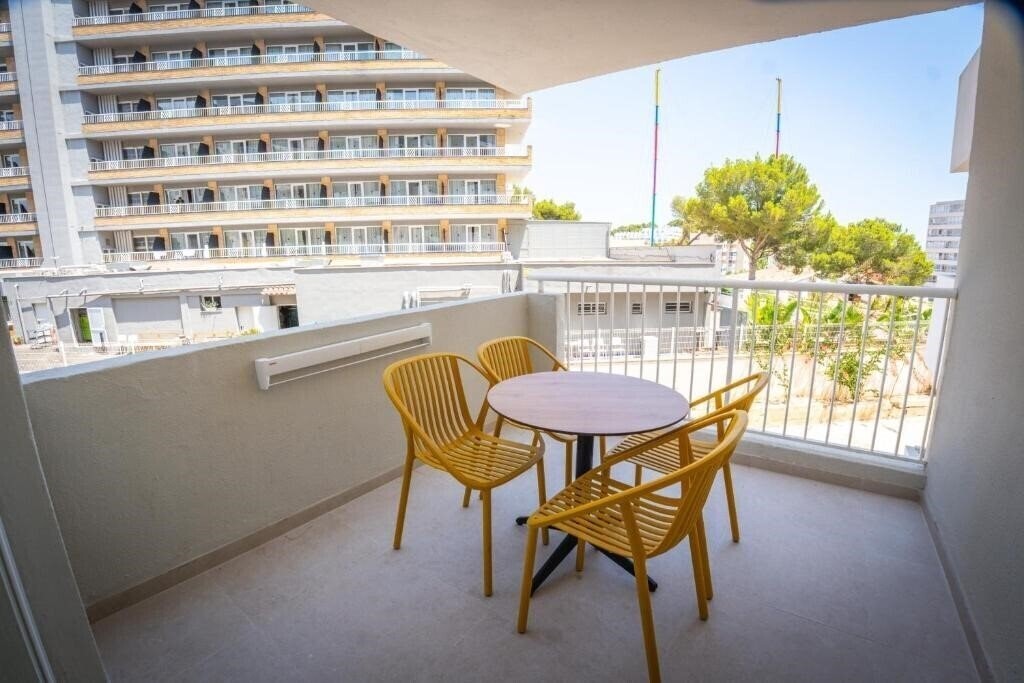 Територія Vistasol Aparthotel 3*