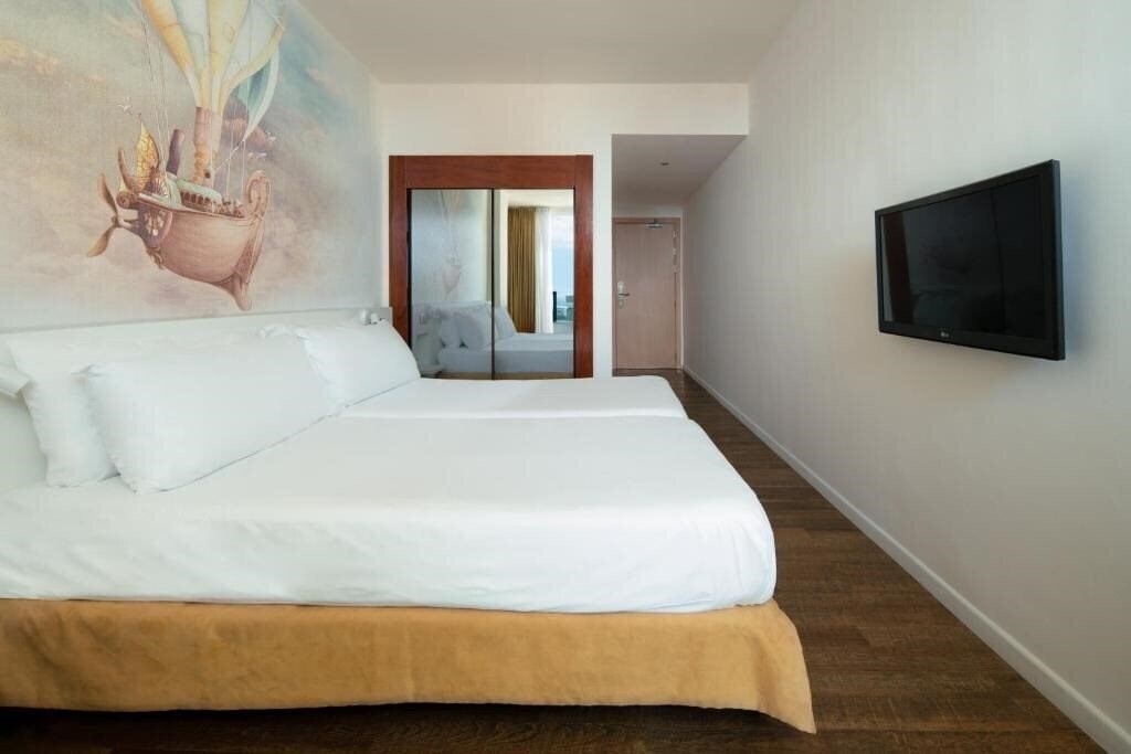 Фотографія Sol Katmandu Park & Resort (ex. Sol Magalluf Park) 3*