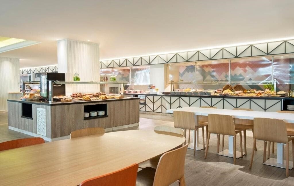 Панорама Sol Kathmandu Resort 3*