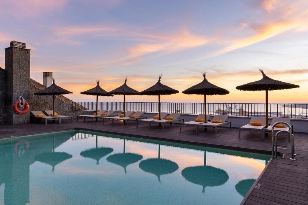 Вид Parador De Malaga. Gibralfaro 4*