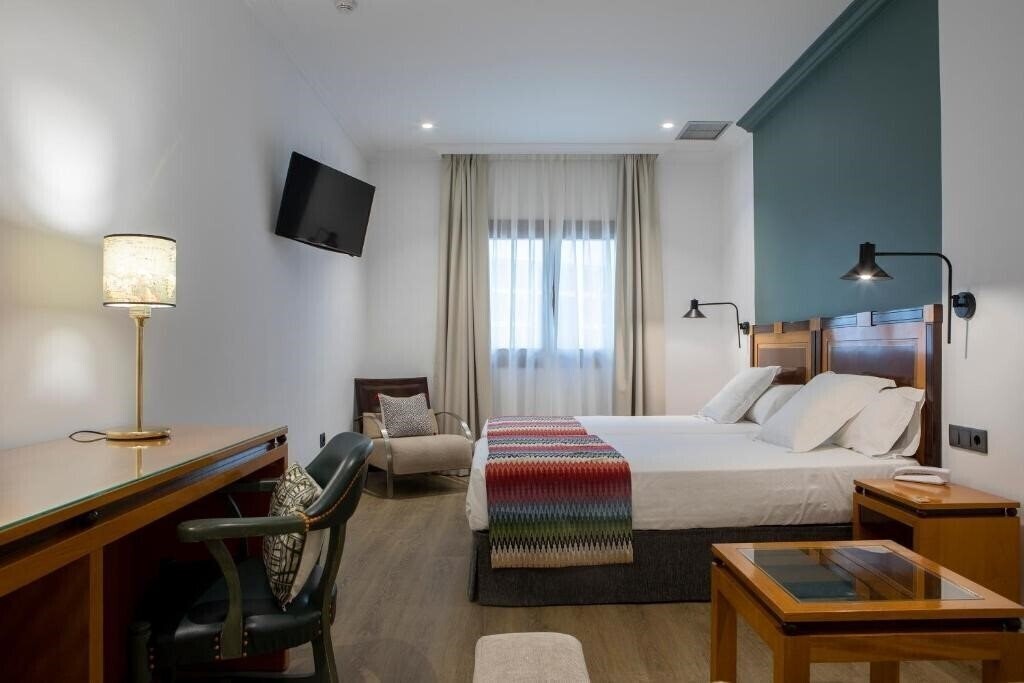 Вид Don Curro Hotel 3*