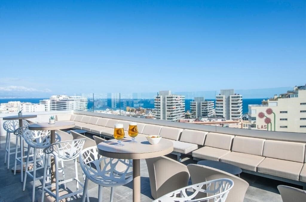 Отель Aluasoul Costa Malaga (ex. Roc Flamingo) 4*