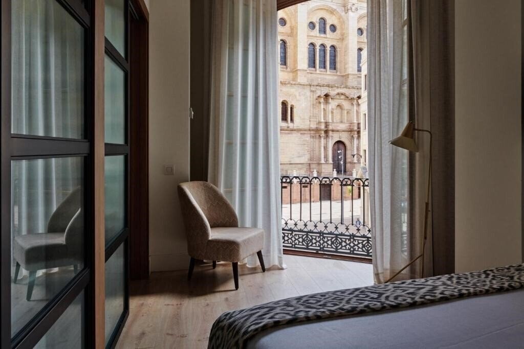 Отель Molina Lario Hotel 4*