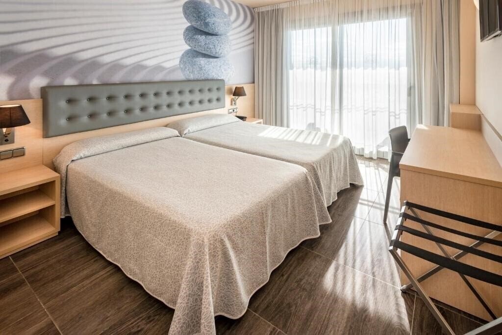 Панорама Tropic Park 4*