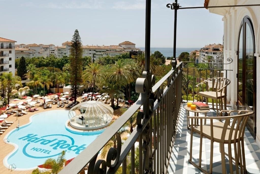 Апартаменти Hard Rock Hotel Marbella 4*