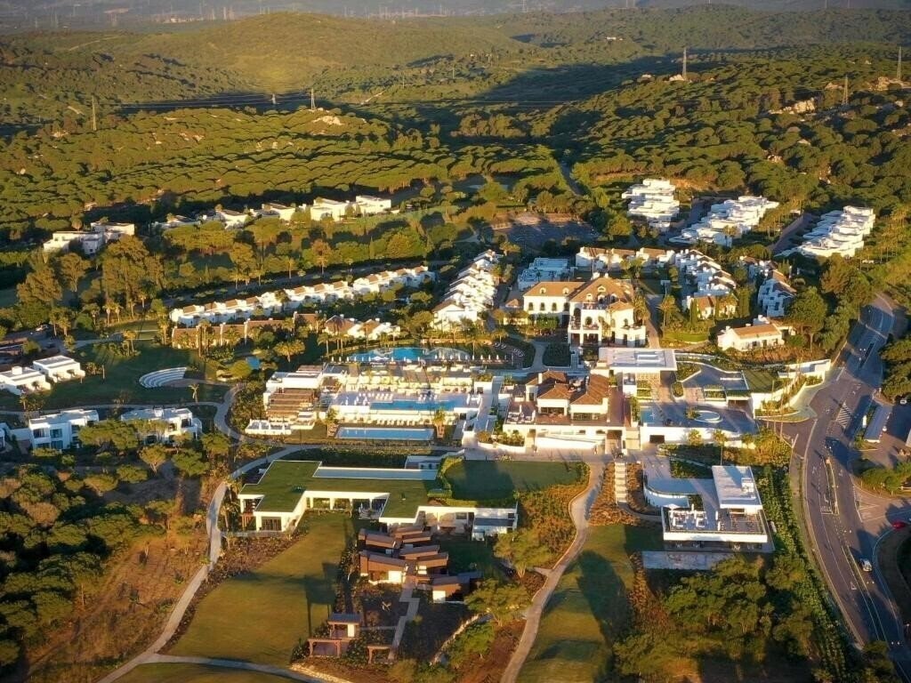 Отель SO/ Sotogrande SPA & Golf Resort Hotel 5*