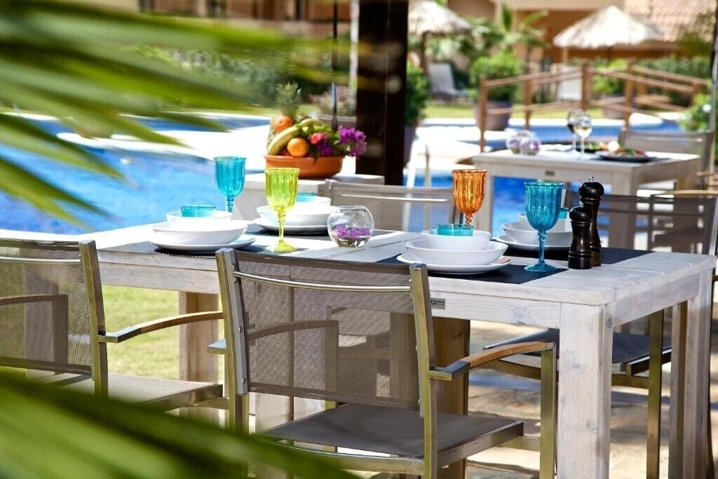 Фотографія Aloha Hill Club 4*