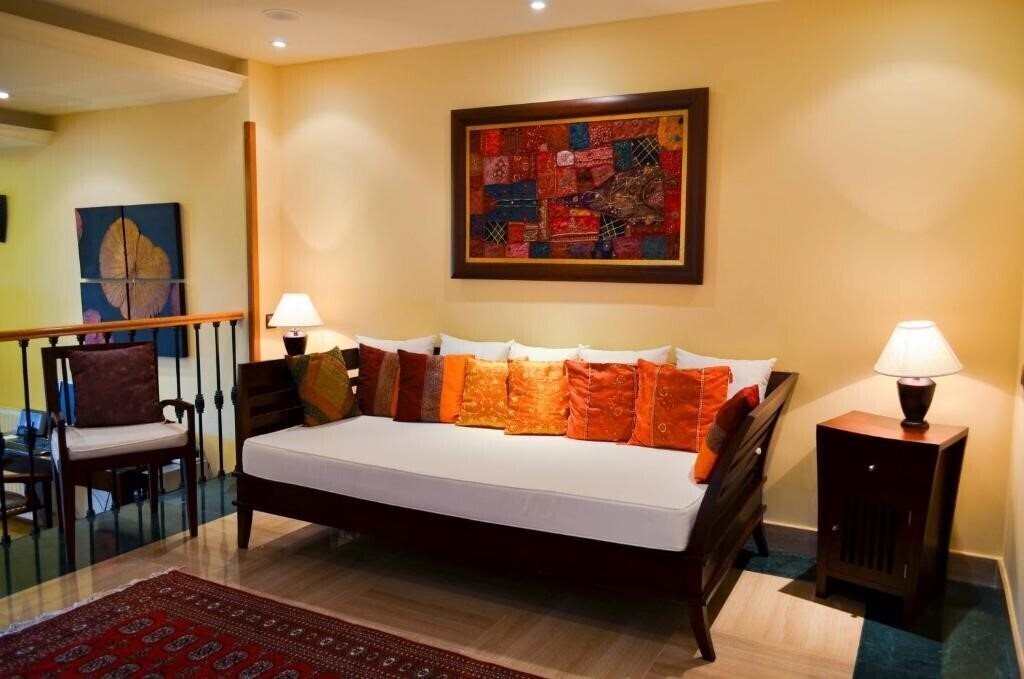 Апартаменти The Marbella Heights Boutique 4*