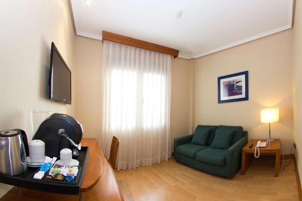 Панорама NH San Pedro 3*