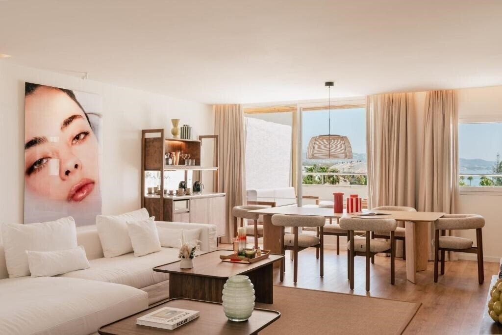 Фото ME Marbella 5*