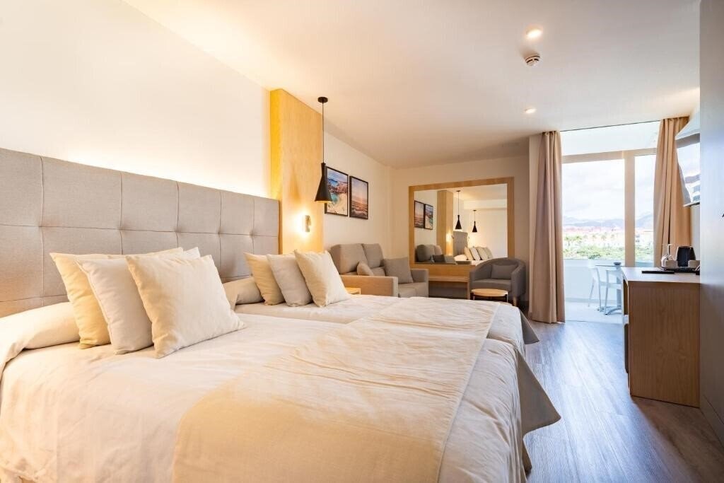 Панорама Hl Rondo Hotel 4*