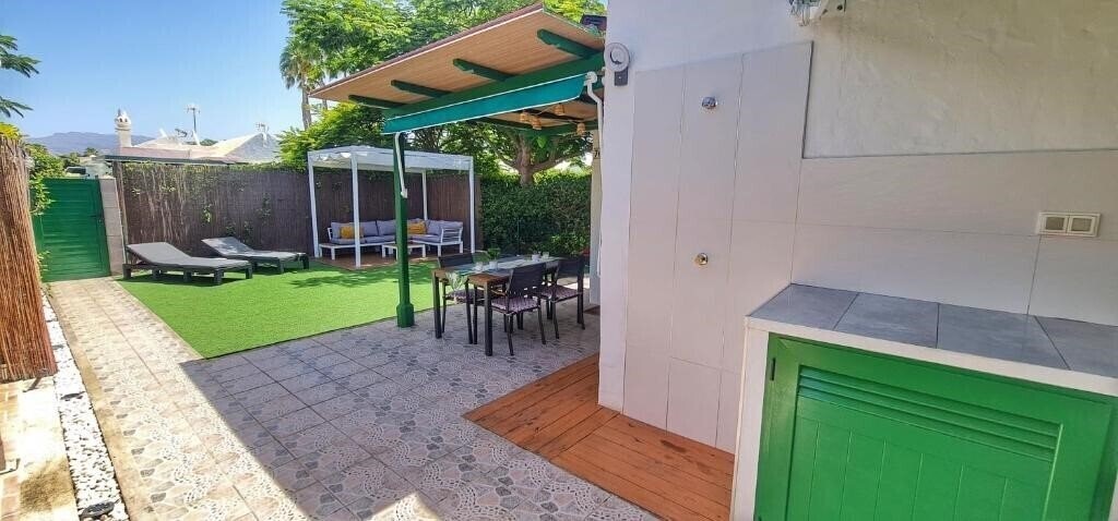 Территория Bungalows Playa Flor 2*