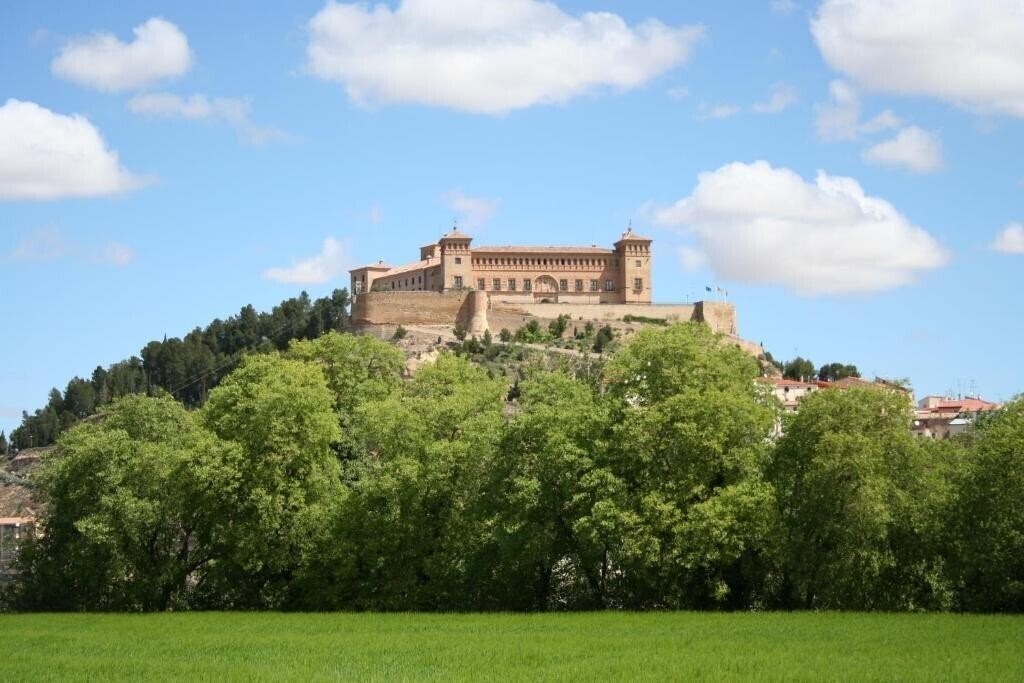 Отель Parador De Alcaniz 4*