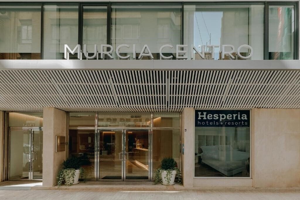 Изображение Hesperia Murcia 3*