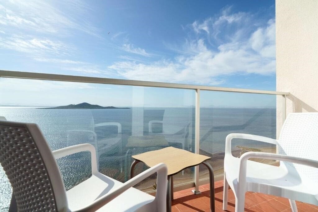 Территория Aluasun Doblemar 4*