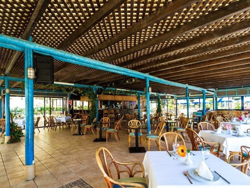 Изображение Bluebay Beach Club 4*