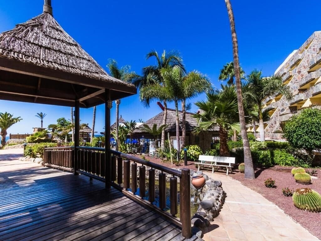 Вид Bluebay Beach Club 4*