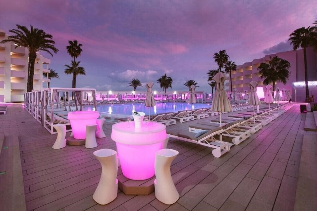 Территория Garbi Ibiza & SPA 4*
