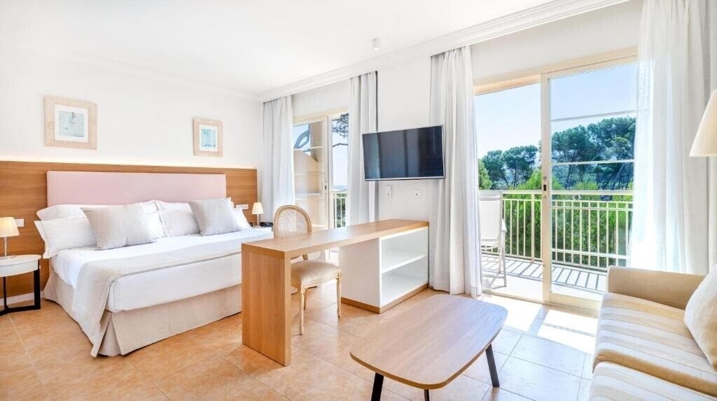 Панорама VIVA Cala Mesquida Suites & SPA (ex. Vanity Suite) 4*