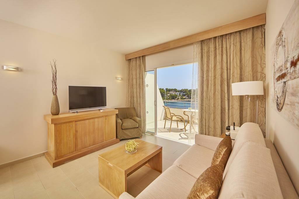 Панорама Blau Privilege Porto Petro Beach Resort & Spa 5*