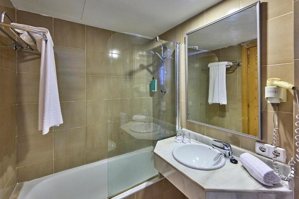Фотографія Hotel Elegance Vista Blava 3*