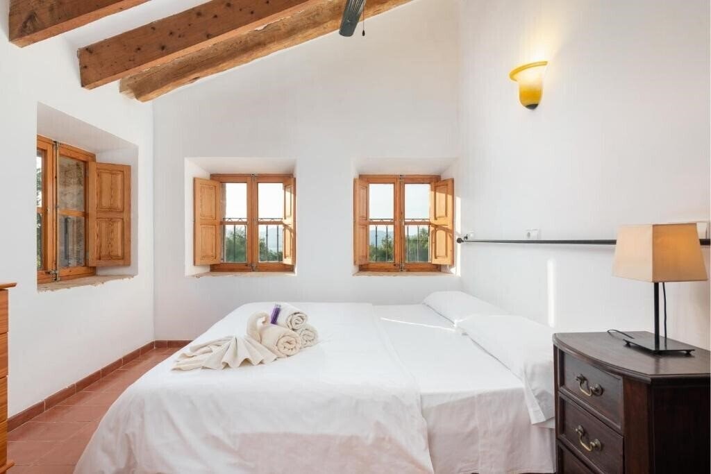 Апартаменты Petit Hotel Hostageria La Victoria 3*