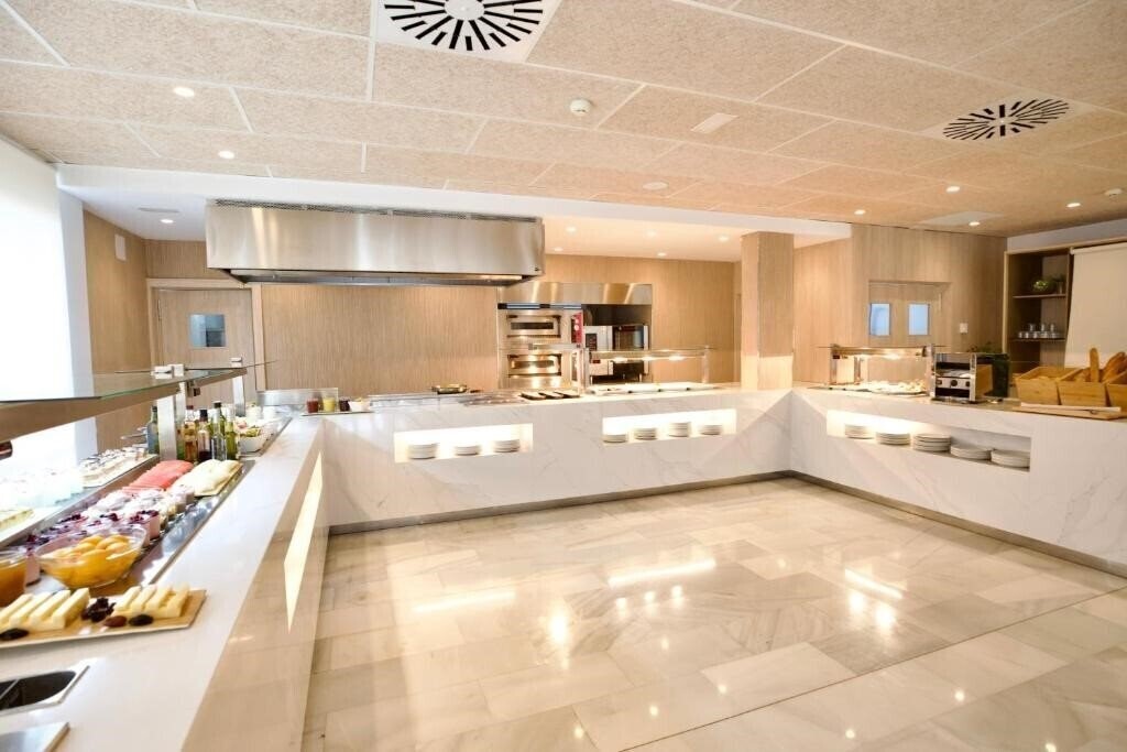 Територія Hotel Js Sol De Can Picafort 3*