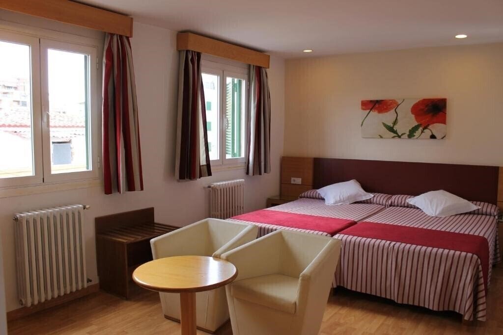 Панорама Amic Colon 3*