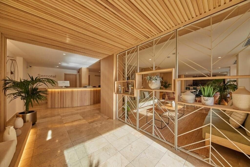 Фотографія Zurbaran 3*