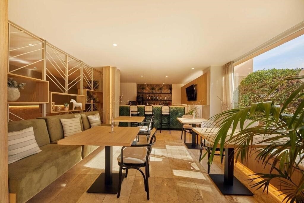 Панорама Zurbaran 3*