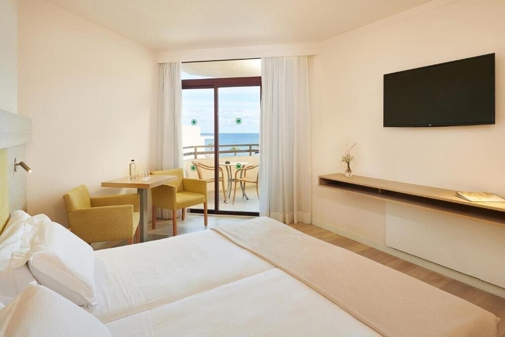 Вид Sabina Playa Hotel 4*