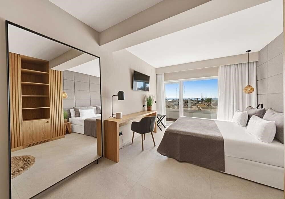 Территория Hotel Almudaina 4*