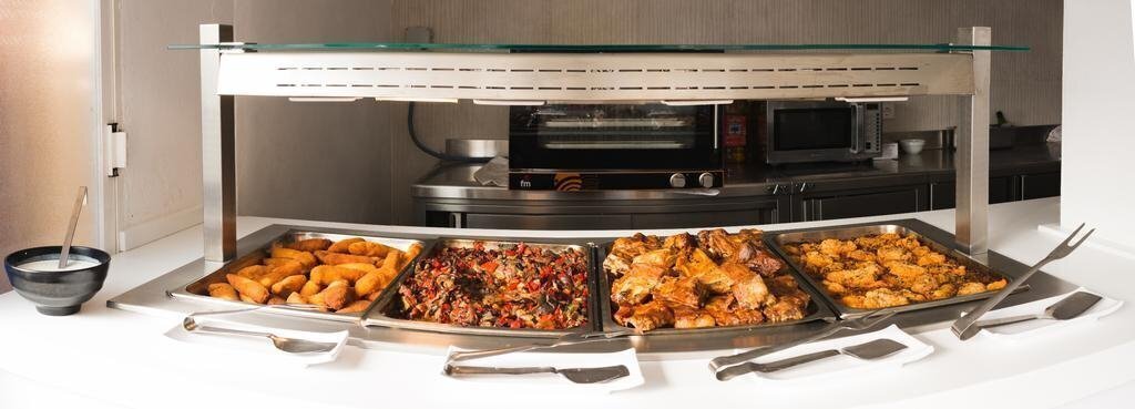 Фотографія Apartamentos Playa Ferrera 2*