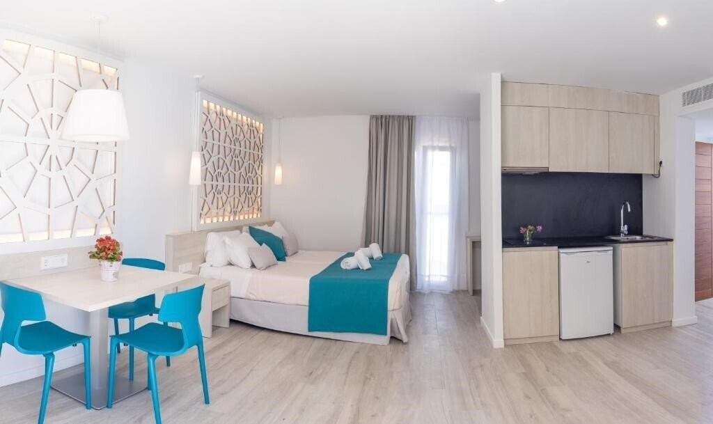 Апартаменти Club Calimera Es Talaial 3*
