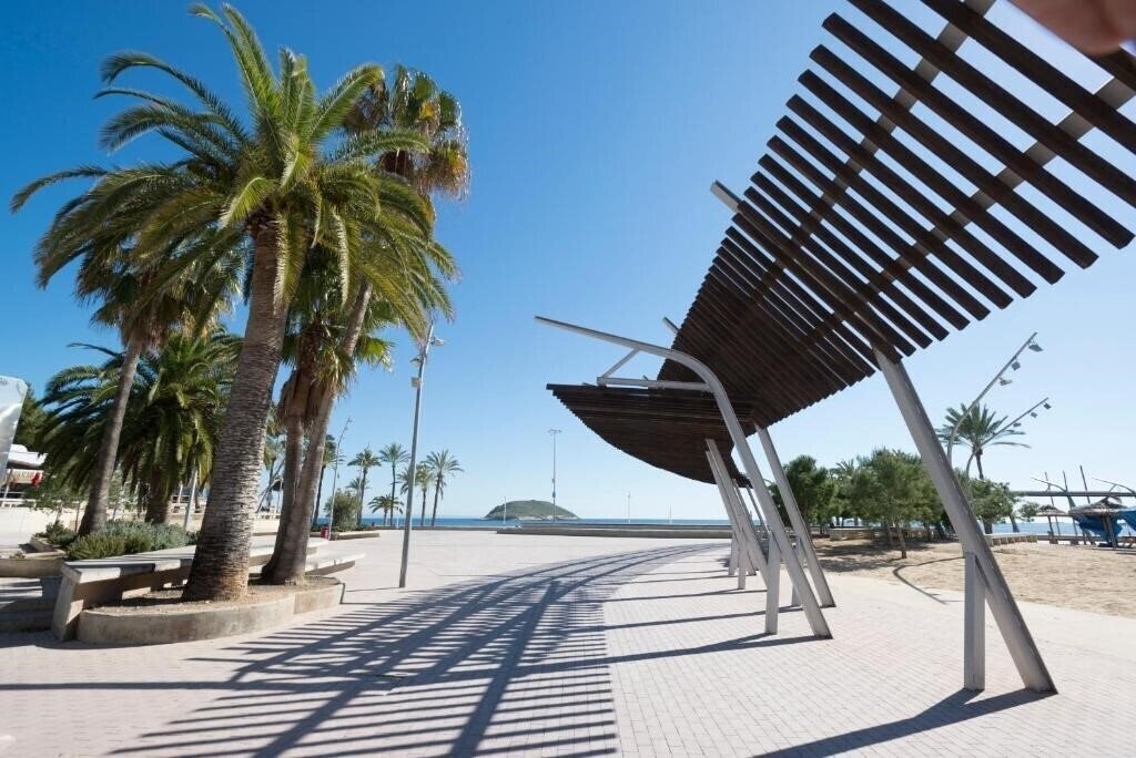 Территория Magaluf Strip Apartments 2 Keys 2*