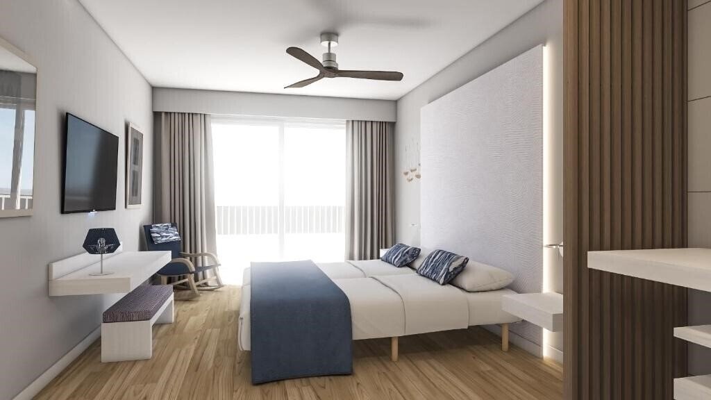 Панорама Blau Punta Reina 4*