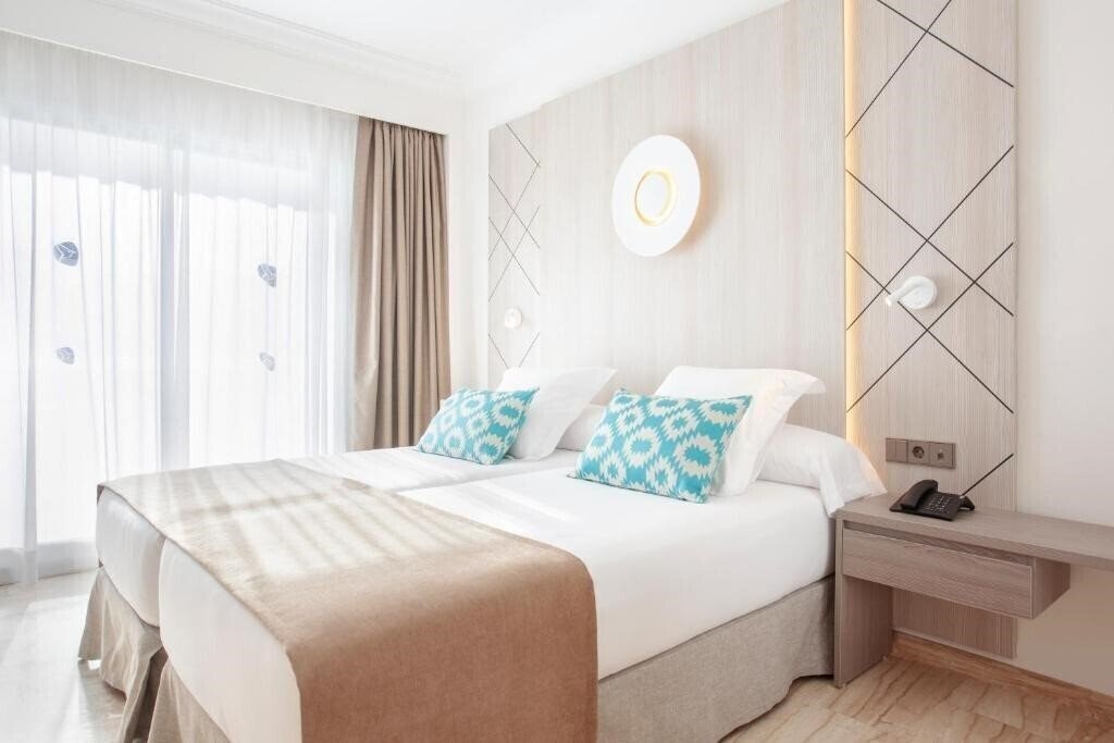 Вид Grupotel Los Principes & SPA 4*