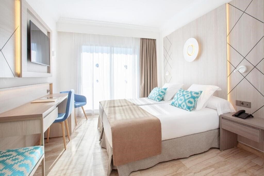 Апартаменты Grupotel Los Principes & SPA 4*